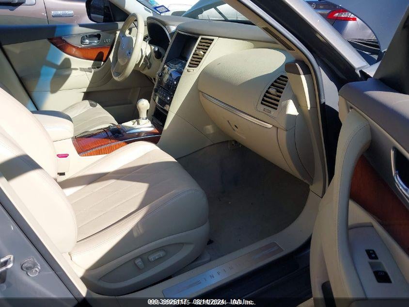 2009 INFINITI FX35 · 5/11