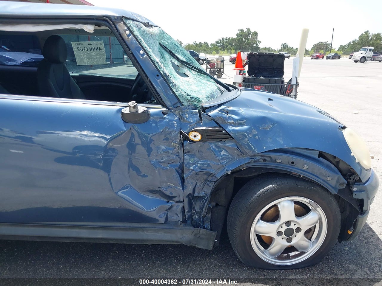 2010 MINI COOPER · 6/11