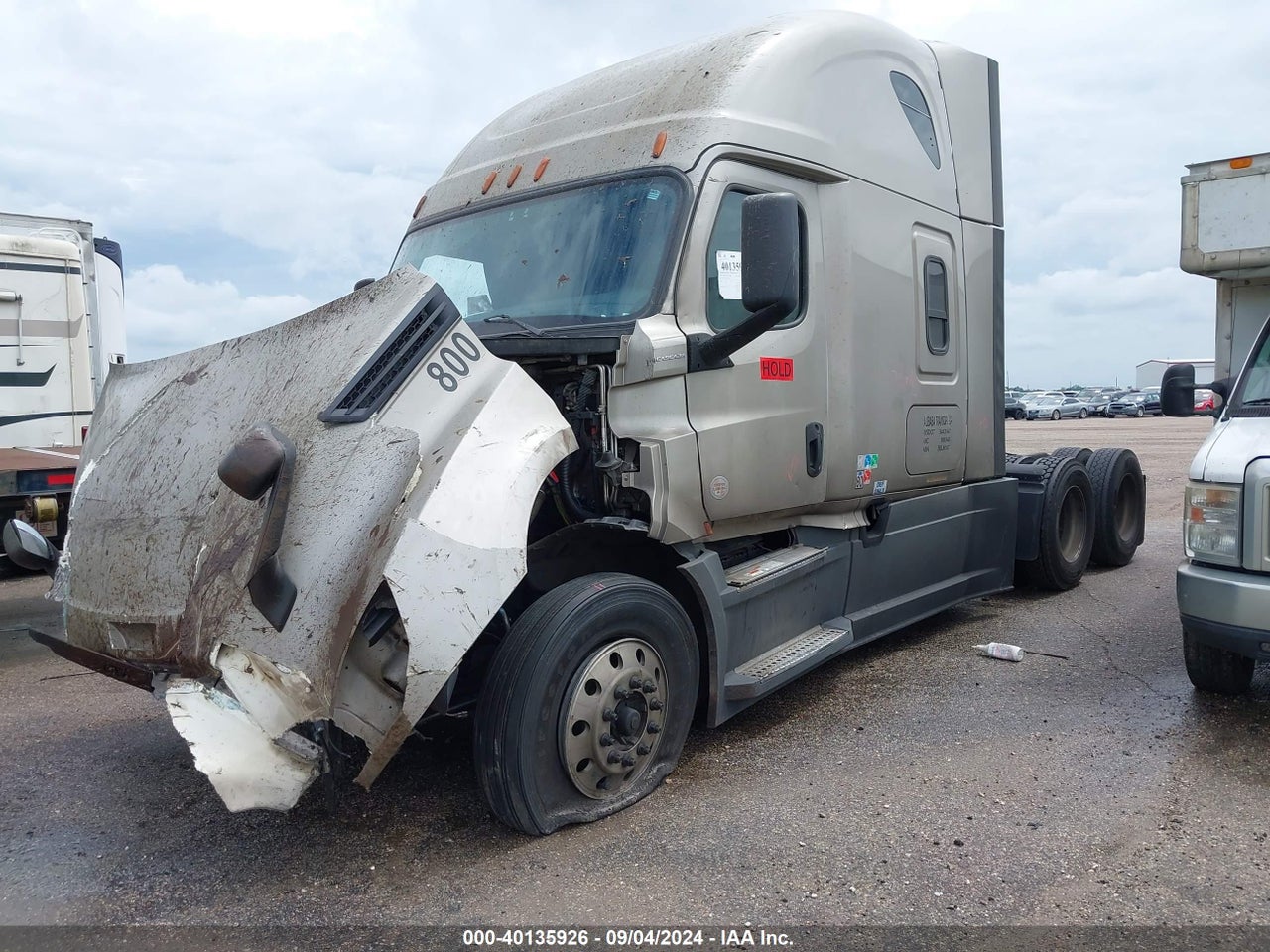 2018 FREIGHTLINER NEW CASCADIA 126 · 2/4
