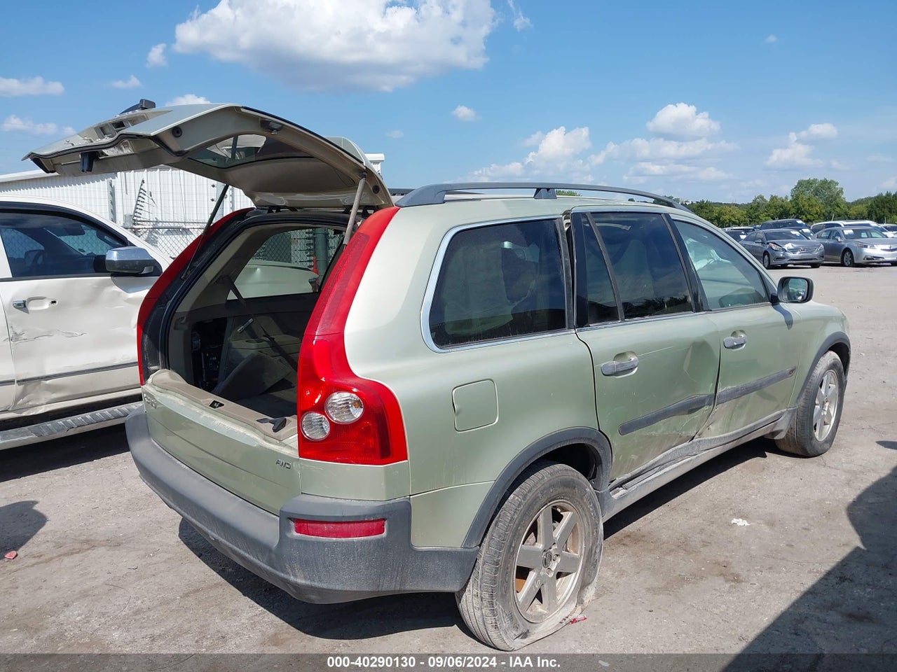 2006 VOLVO XC90 2.5T · 4/11