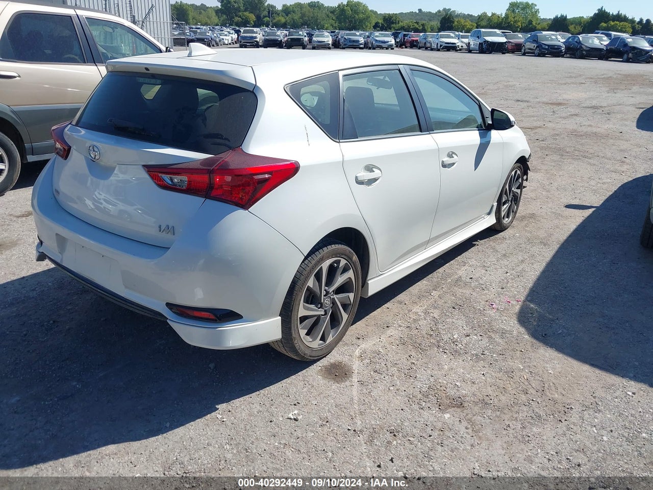 2016 SCION IM · 4/11
