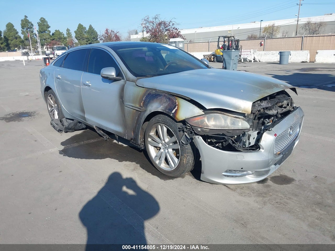 SAJWA2GB5BL****** · 2011 JAGUAR XJ XJL