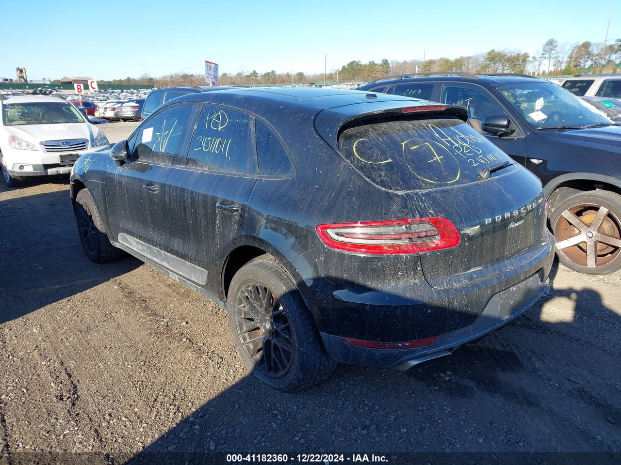2018 PORSCHE MACAN · 3/10