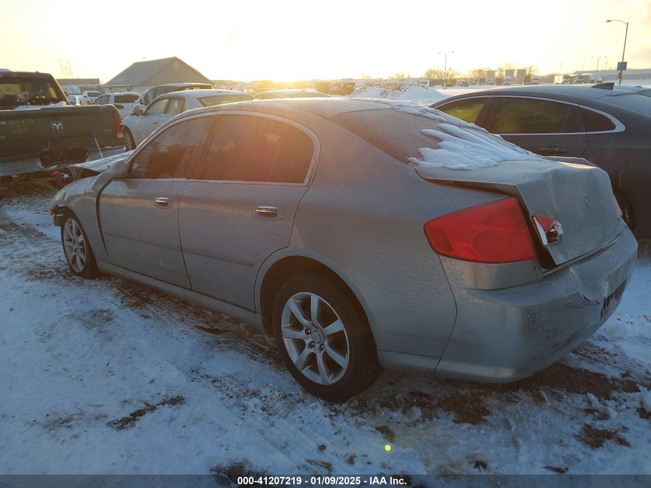 2006 INFINITI G35X · 3/11