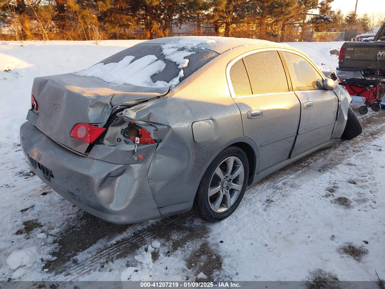 2006 INFINITI G35X · 4/11