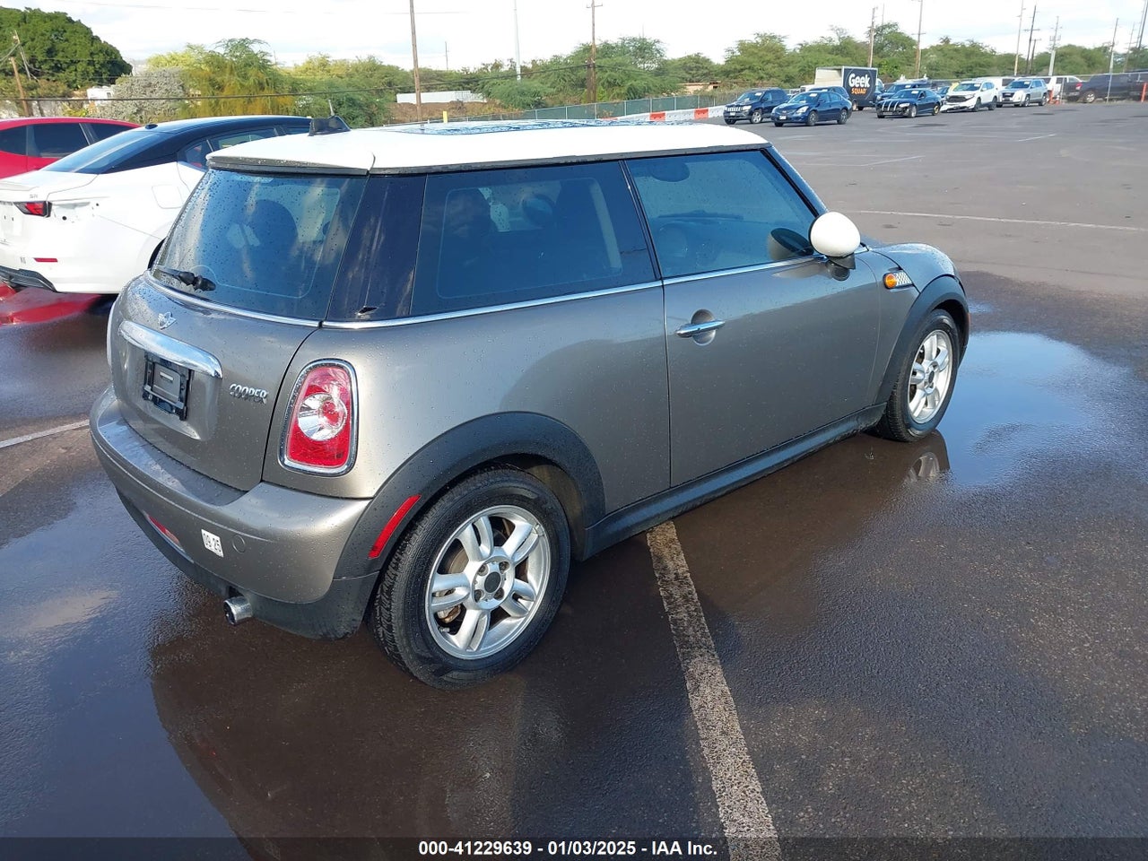2012 MINI COOPER · 4/11