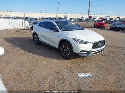2017 INFINITI QX30 PREMIUM