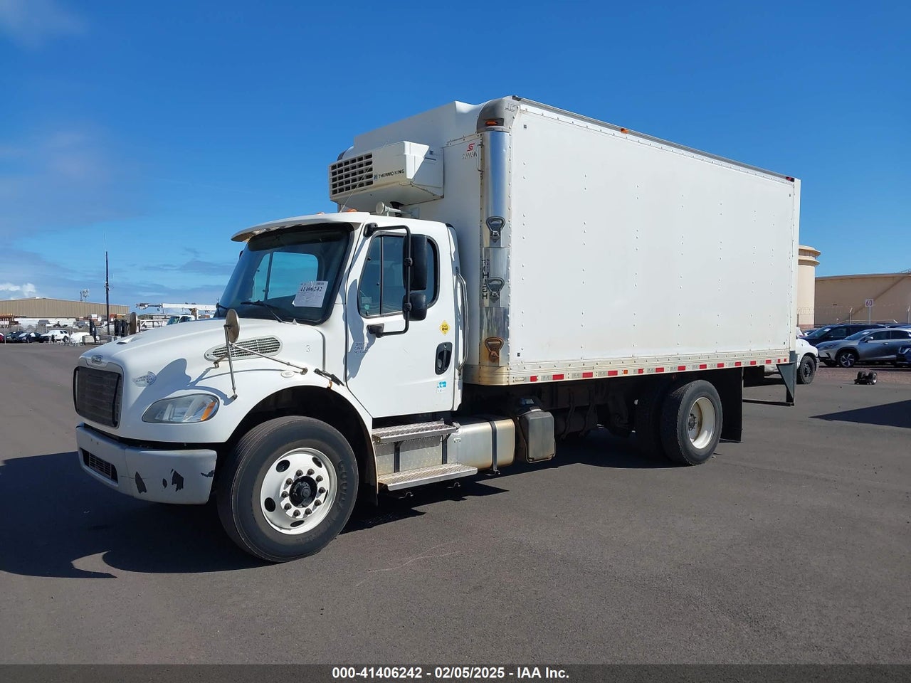 2018 FREIGHTLINER M2 106 · 2/4