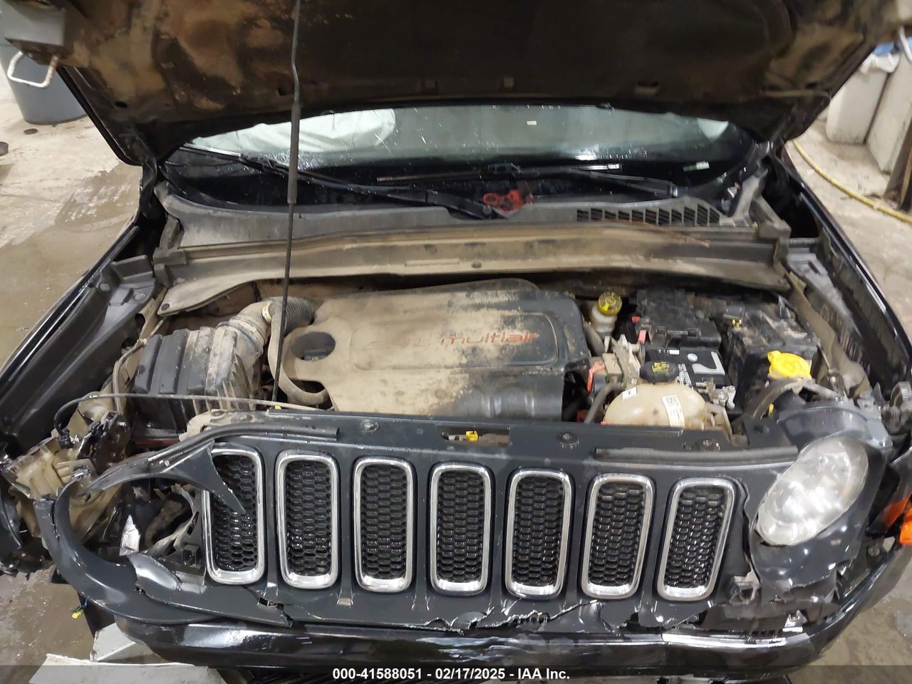 ZACCJBBT9FP****** · 2015 JEEP RENEGADE LATITUDE · 10/10