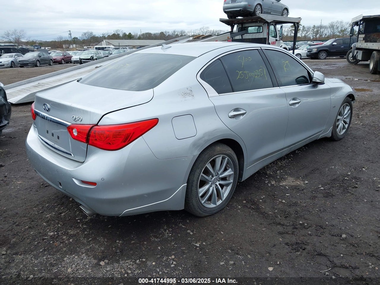 2017 INFINITI Q50 3.0T PREMIUM · 4/10