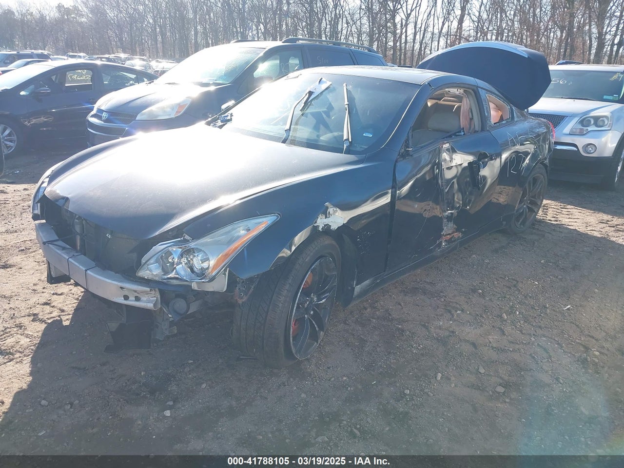 2013 INFINITI G37X · 2/10