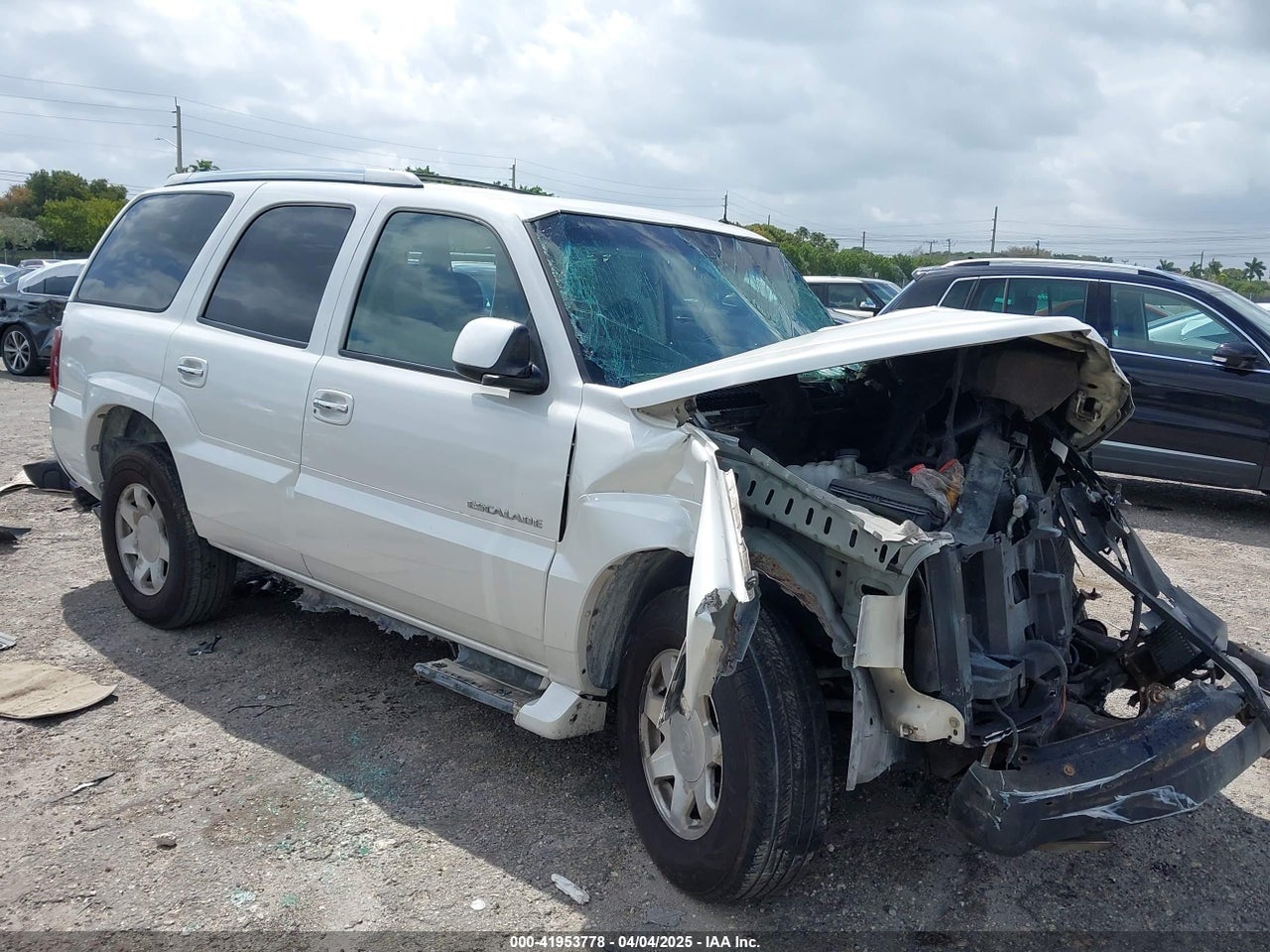 1GYEC63T42R****** · 2002 CADILLAC ESCALADE STANDARD