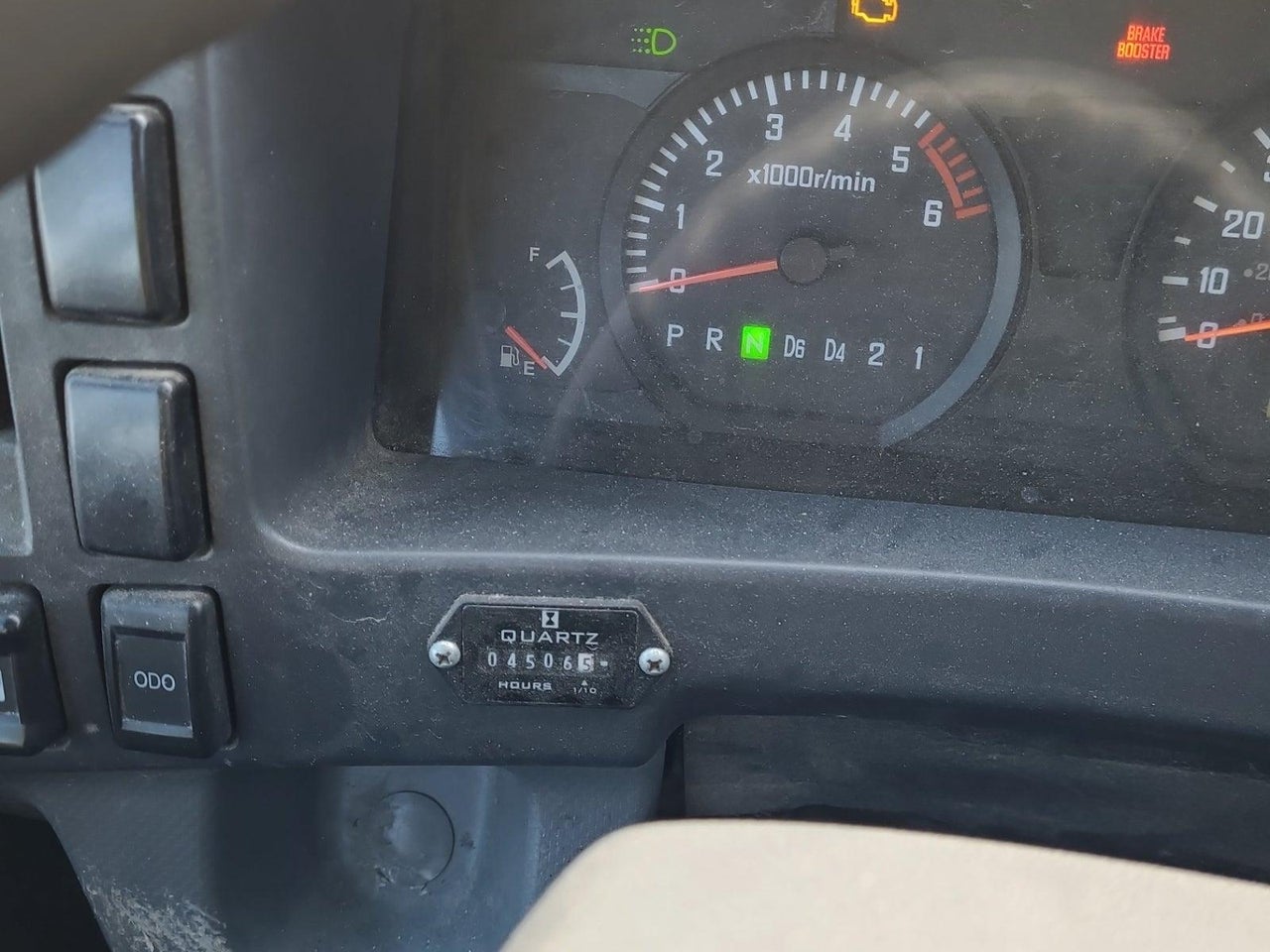 2017 ISUZU NPR HD GAS REG · 2/9