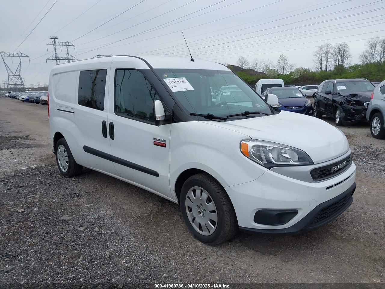 ZFBHRFBB2K6****** · 2019 RAM PROMASTER CITY TRADESMAN SLT