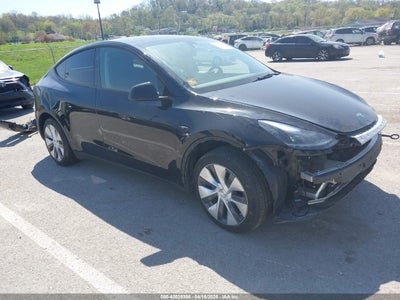 2024 TESLA MODEL Y RWD