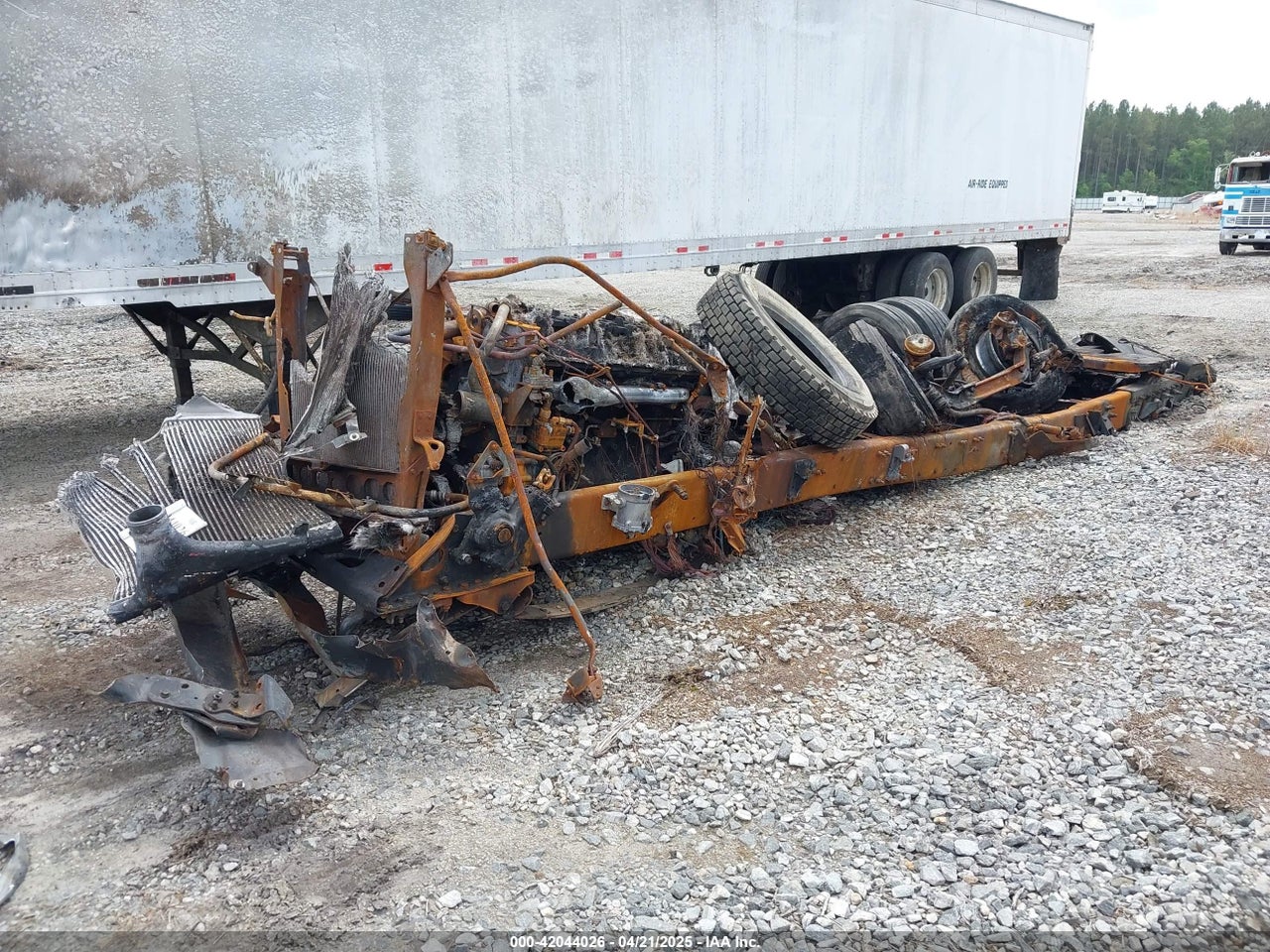 2007 FREIGHTLINER CONVENTIONAL COLUMBIA · 2/4