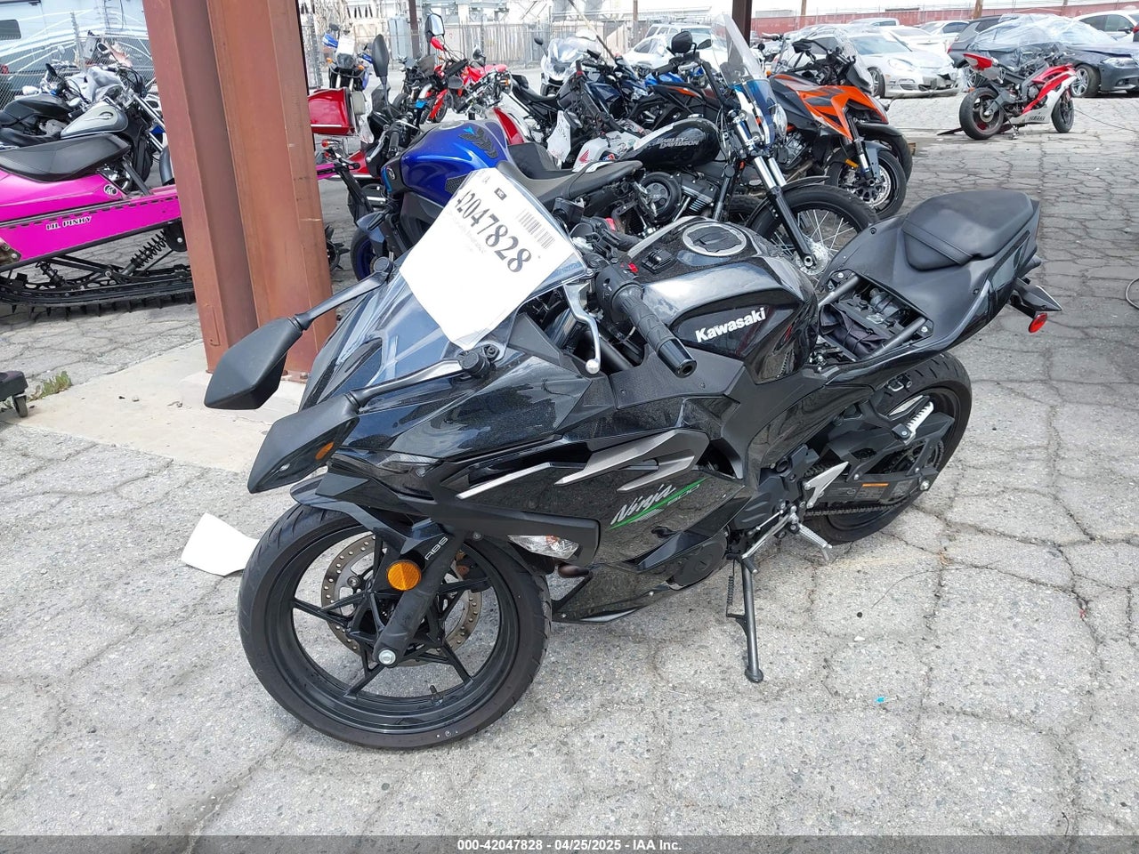 2024 KAWASAKI EX500 · 2/11