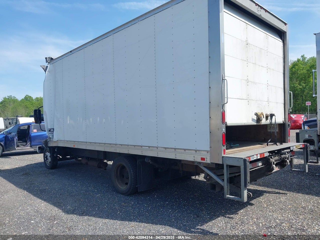 2020 ISUZU NPR HD   · 3/4