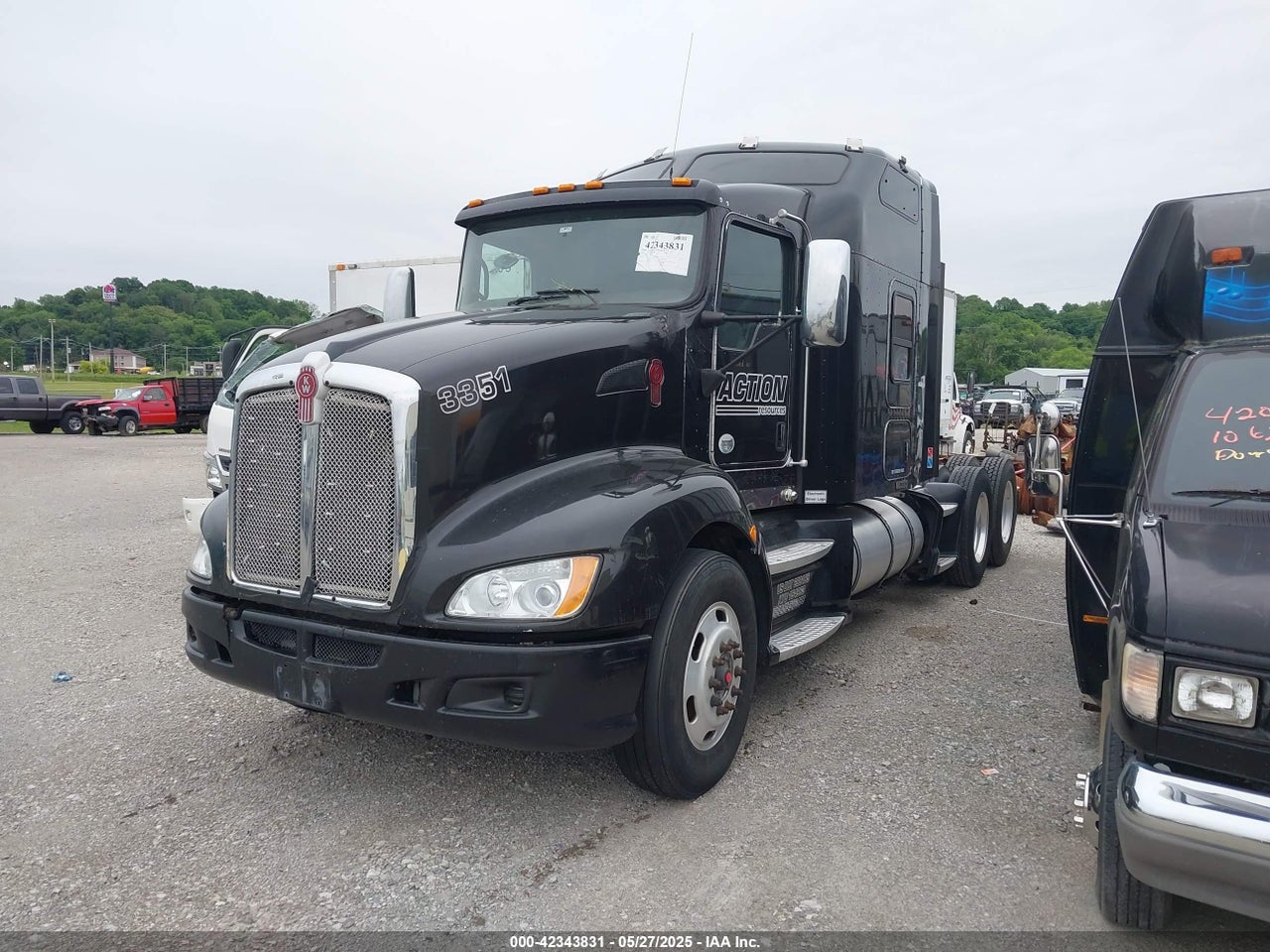 2012 KENWORTH CONSTRUCTION T660 · 2/11