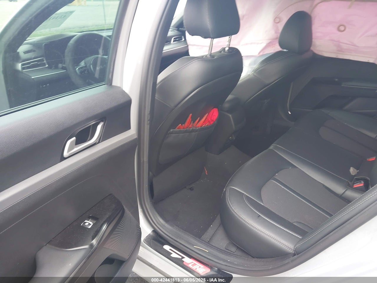 5XXG64J25RG****** · 2024 KIA K5 GT-LINE · 8/11