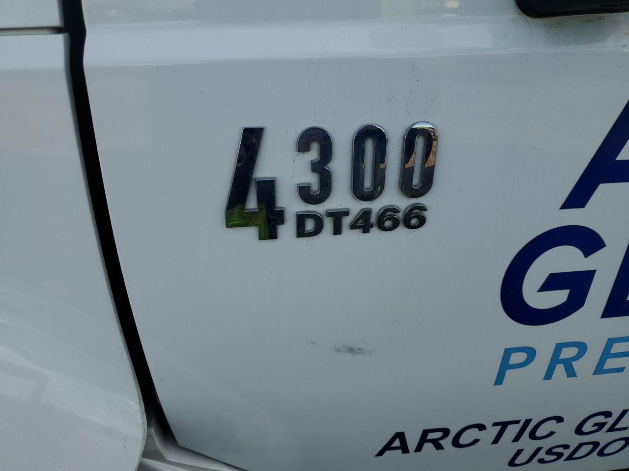 2007 INTERNATIONAL 4000 4300 · 2/10