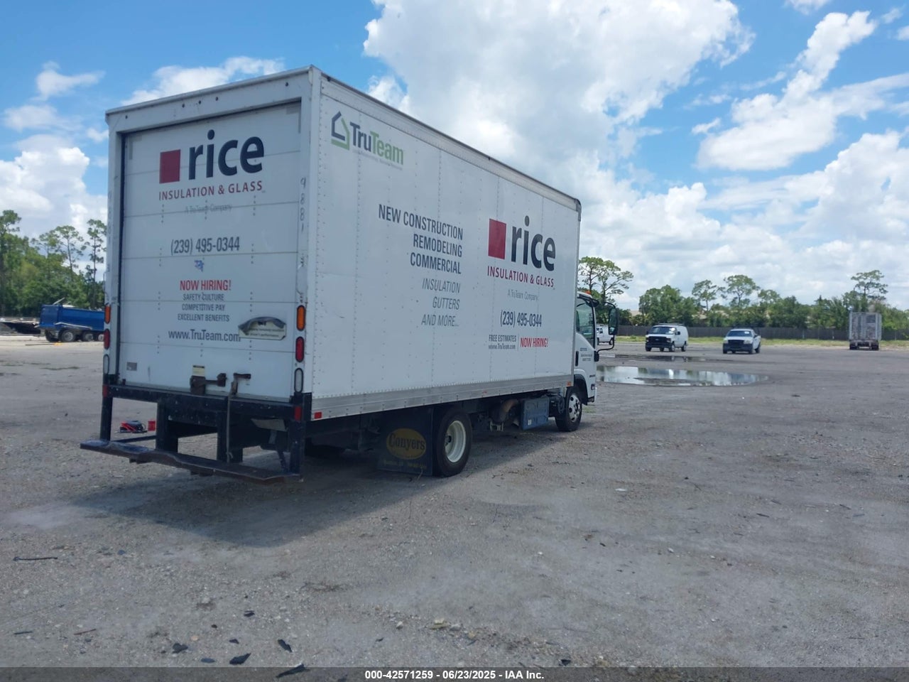 2019 ISUZU NPR HD · 4/4