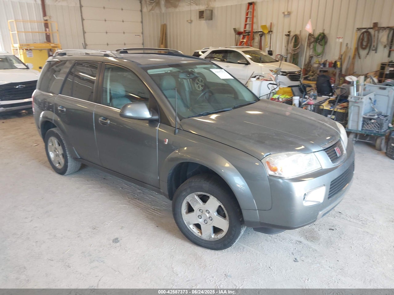 5GZCZ53496S****** · 2006 SATURN VUE V6