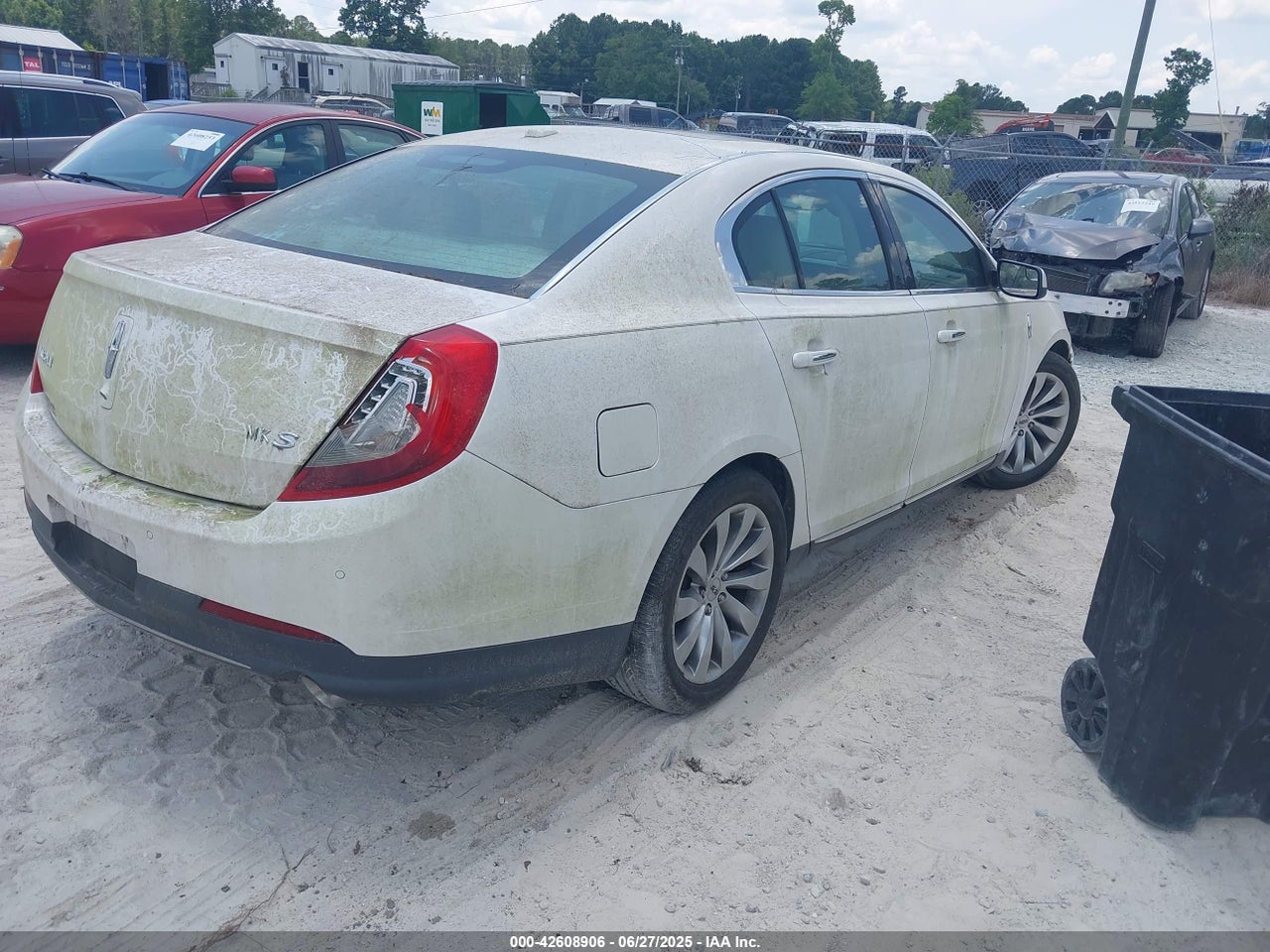 2014 LINCOLN MKS · 4/11