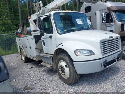 2017 FREIGHTLINER M2 106