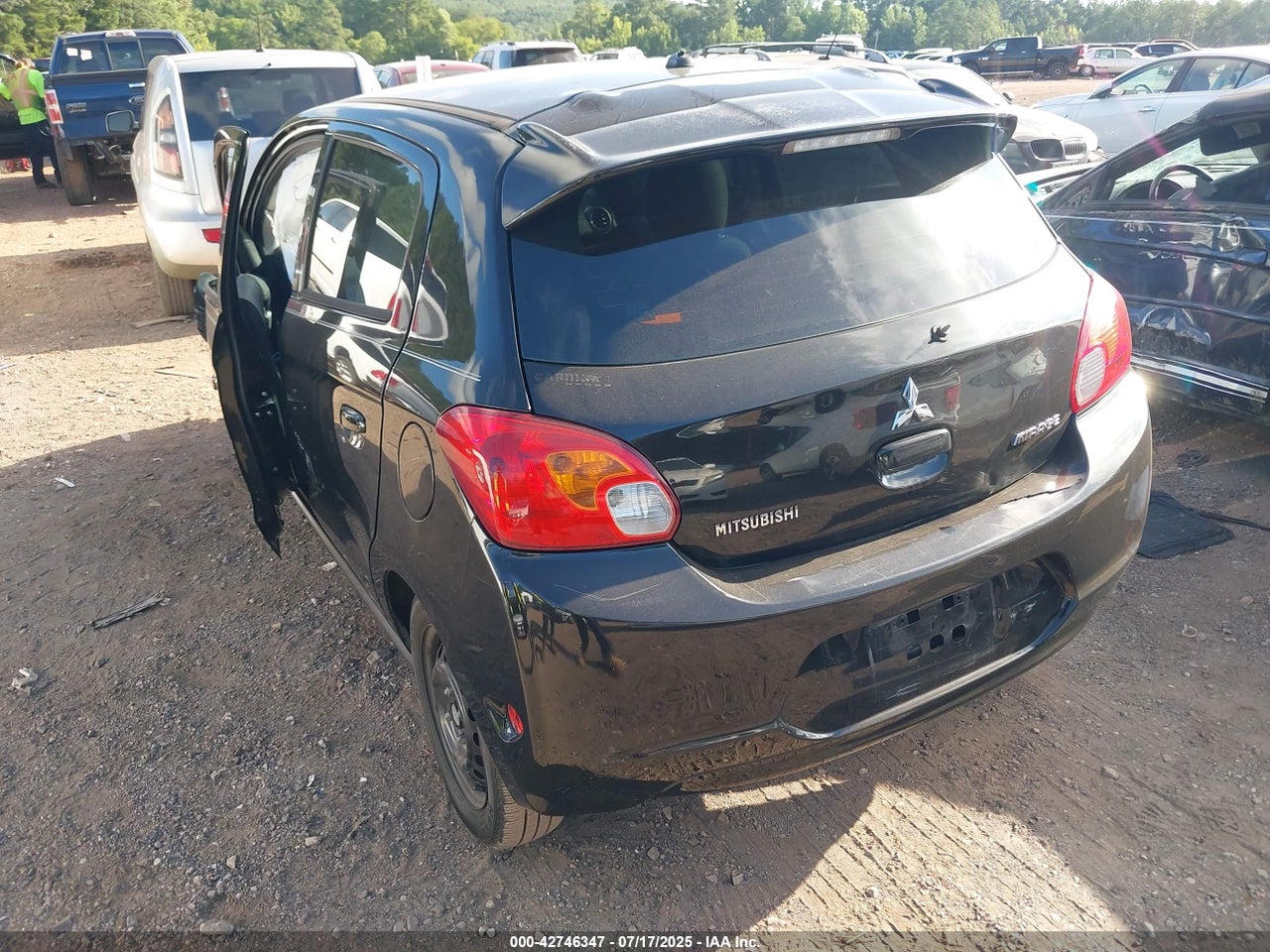 2015 MITSUBISHI MIRAGE DE · 3/11