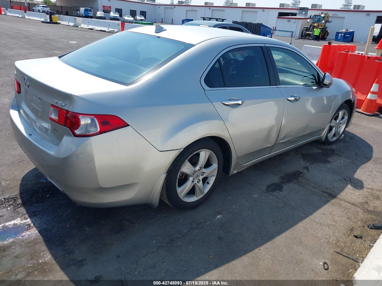 2010 ACURA TSX 2.4 · 4/11