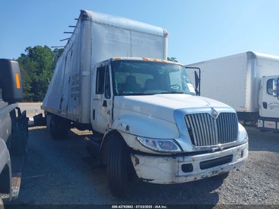 2003 INTERNATIONAL 4000 4300