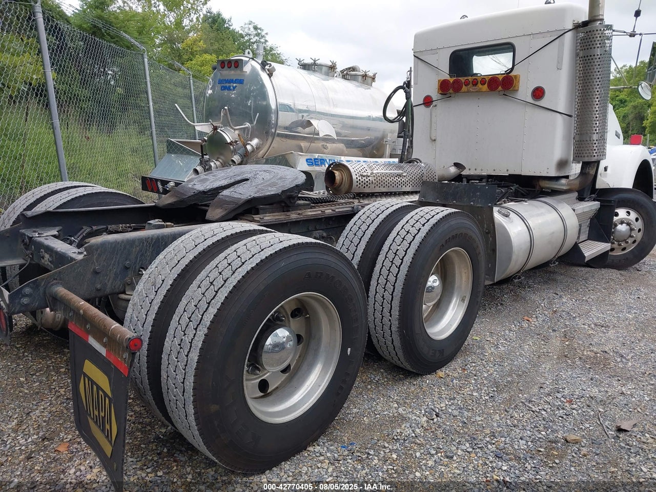 1998 KENWORTH CONSTRUCTION T800 · 4/4