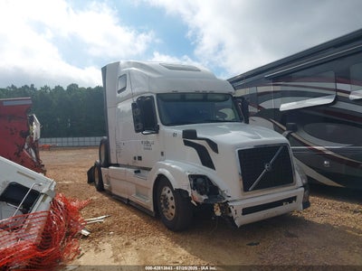 2015 VOLVO VN VNL