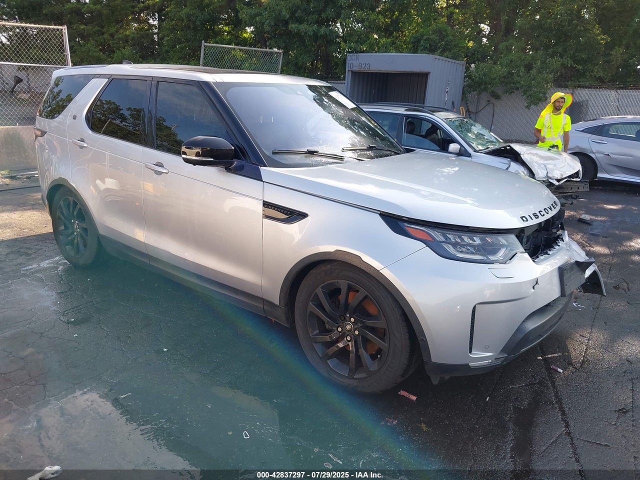 SALRRBBV6HA****** · 2017 LAND ROVER DISCOVERY HSE