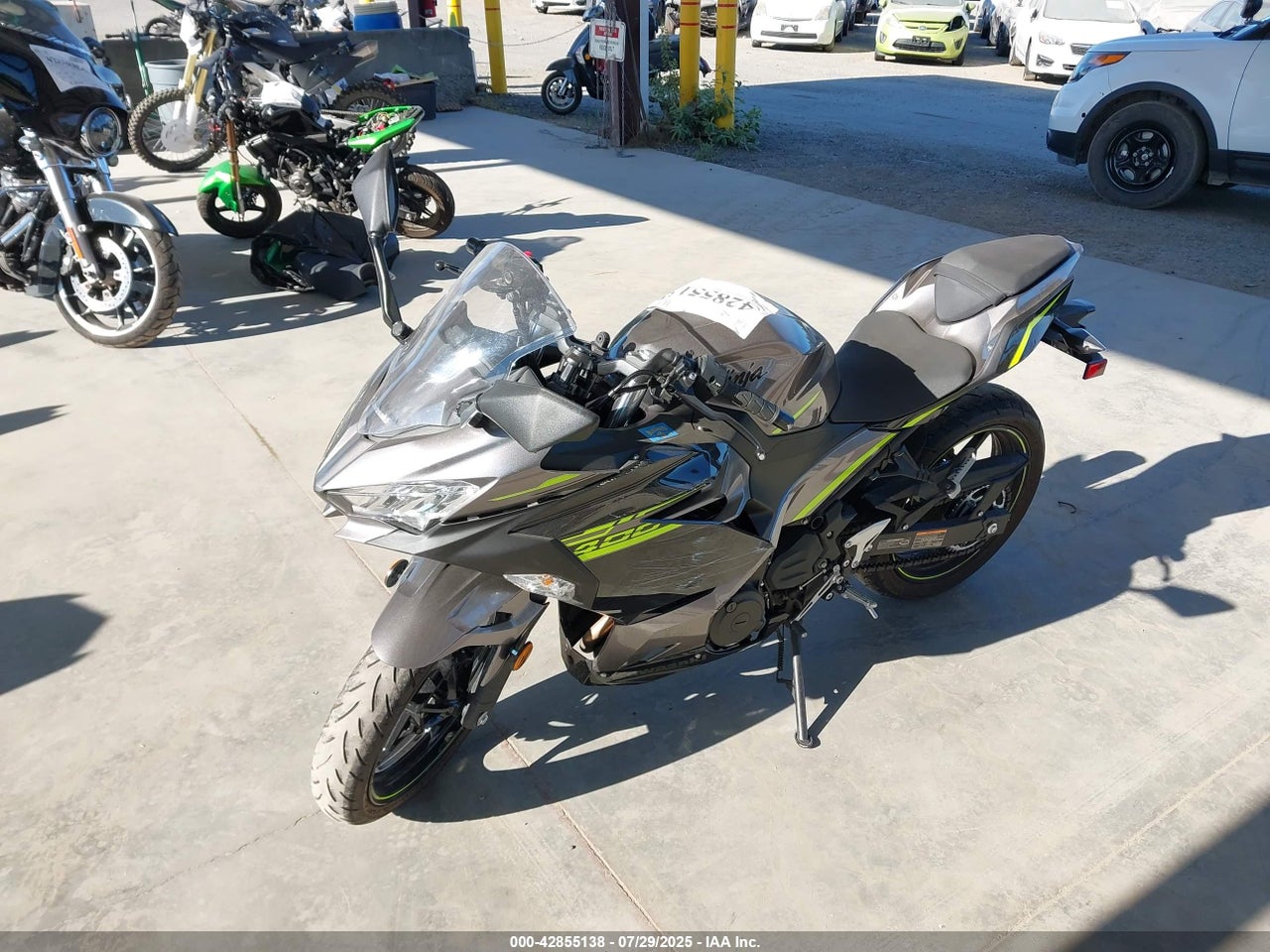 2021 KAWASAKI EX400 · 2/11