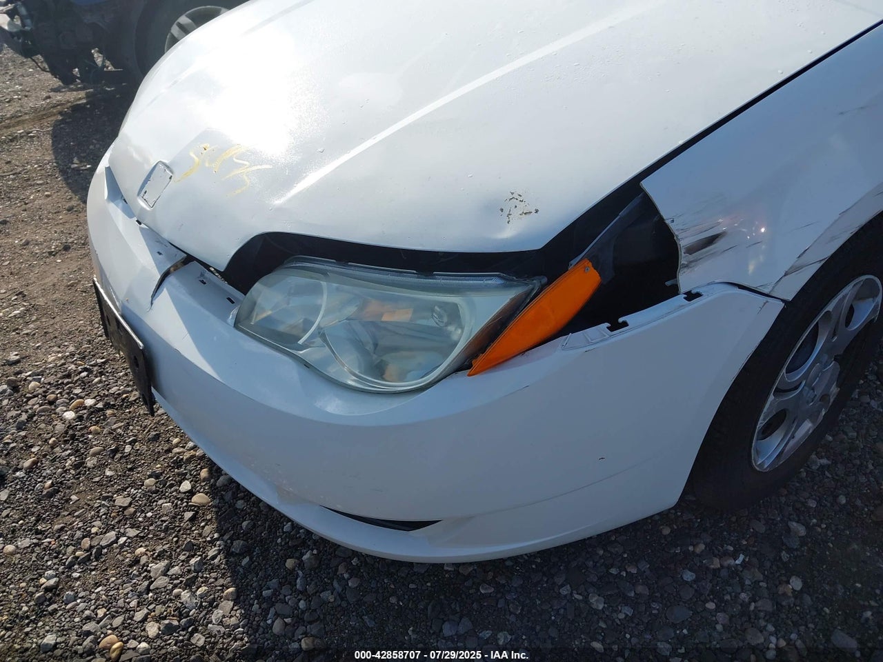2004 SATURN ION 2 · 6/10