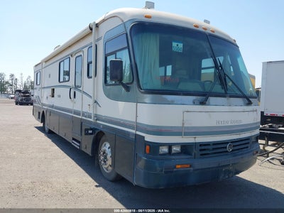 1996 FREIGHTLINER CHASSIS X LINE MOTOR HOME