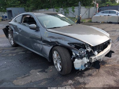 2015 INFINITI Q60
