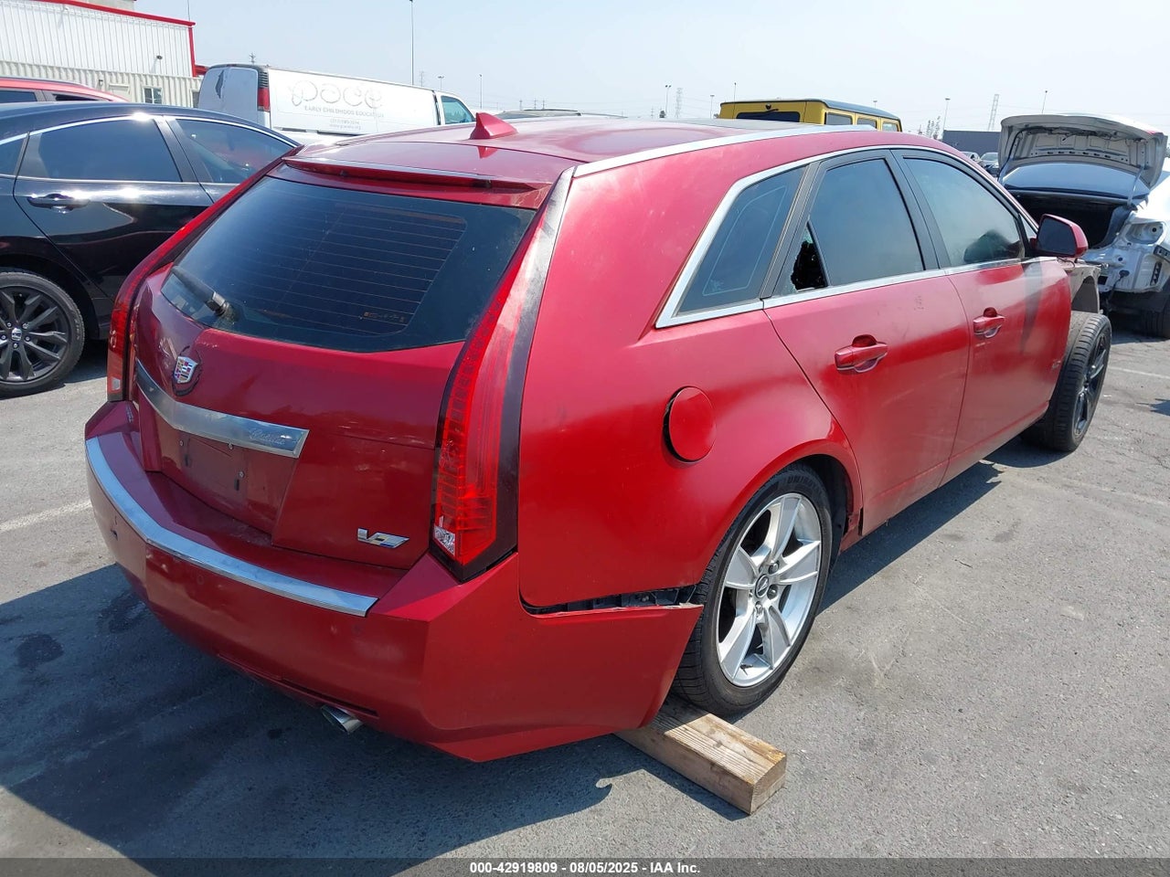2011 CADILLAC CTS-V · 4/10