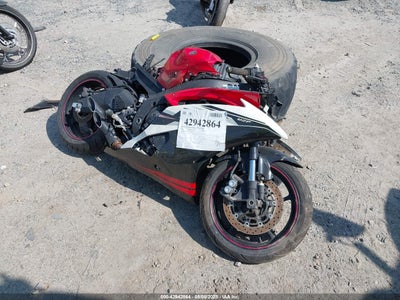2014 YAMAHA YZFR6