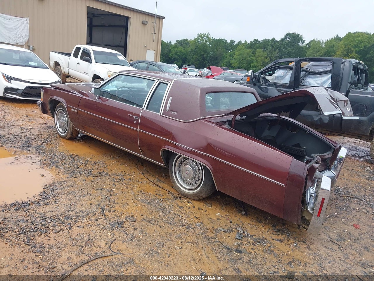 1983 CADILLAC DEVILLE · 3/11