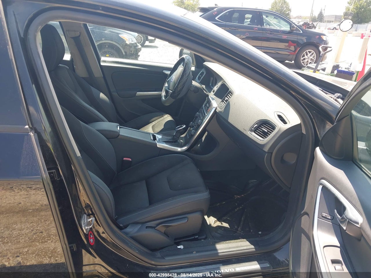 2014 VOLVO S60 T5 · 5/10