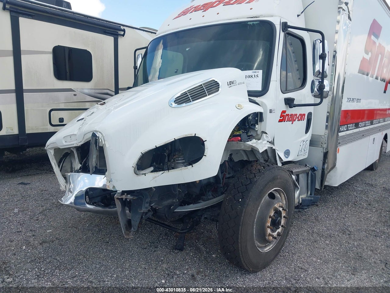 2020 FREIGHTLINER M2 106 · 6/11