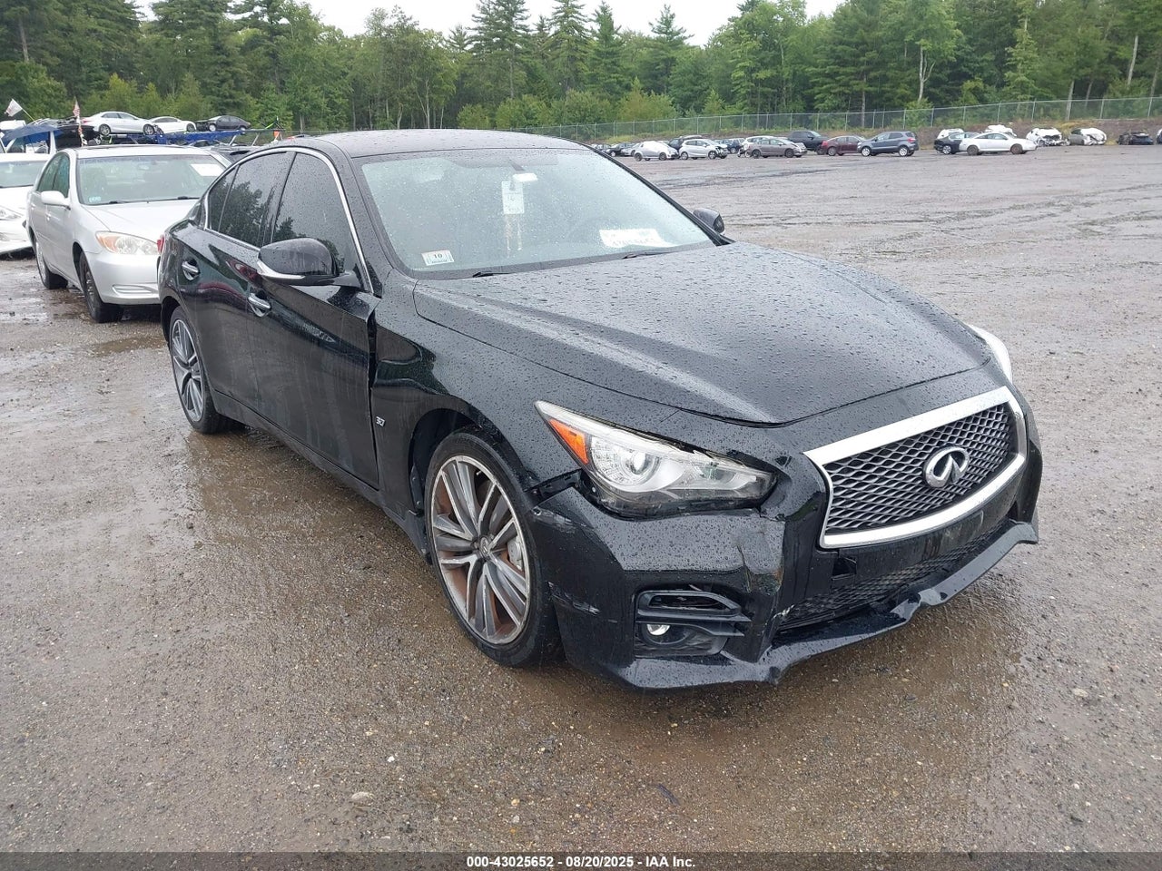 2015 INFINITI Q50 SPORT