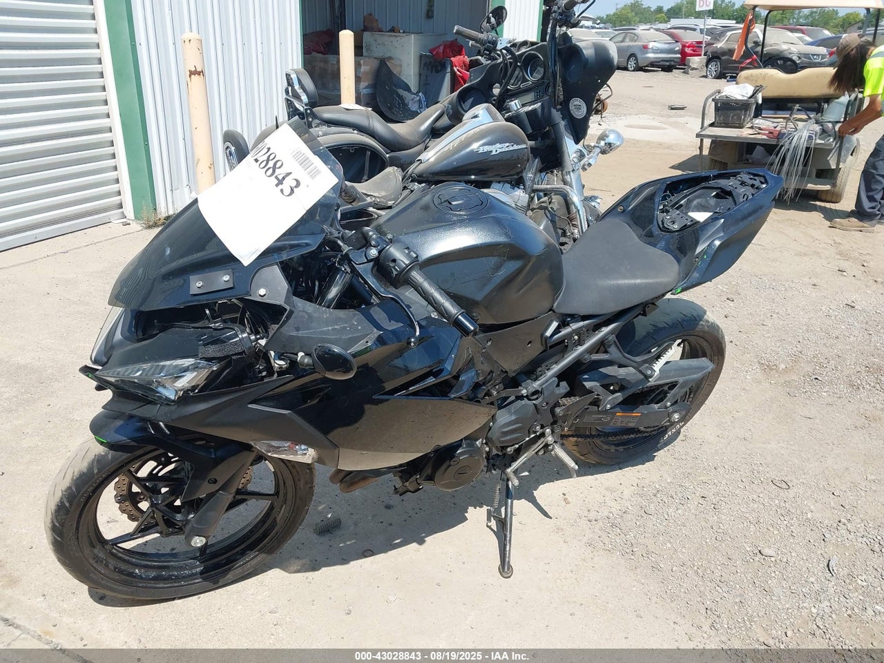 2023 KAWASAKI EX400 · 2/10