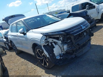 2024 MITSUBISHI OUTLANDER SE 2.5 2WD/SE BLACK EDITION S-AWC/SE BLACK EDITION W/PANO ROOF S-AWC