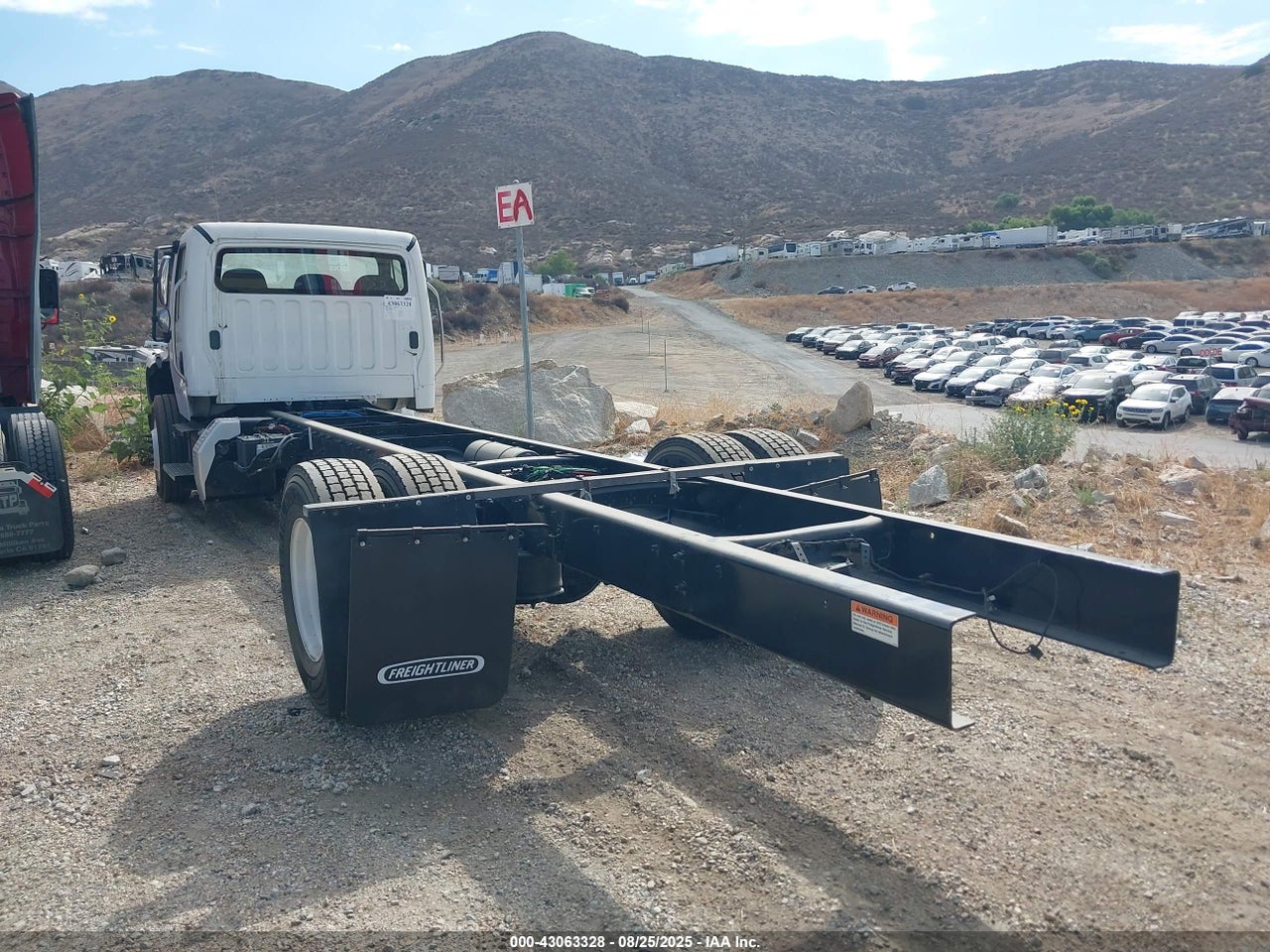 2022 FREIGHTLINER M2 106 · 3/10