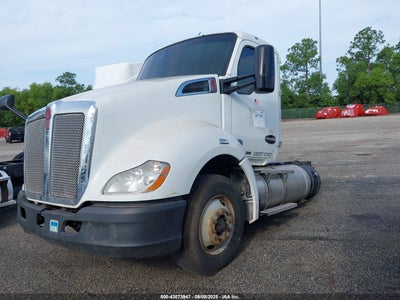 1XKYAP8X2JJ****** · 2018 KENWORTH T680