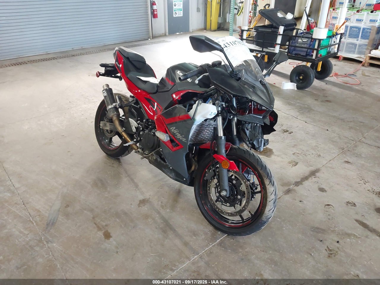ML5EXGJ11SD****** · 2025 KAWASAKI EX500 A/B